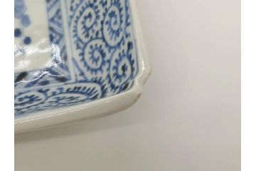 江戸期　大明成化年製　古伊万里　染付　蛸唐草　松竹梅文　約20cm　6.7寸　意匠を凝らしたデザインが素敵な長皿2枚セット(角皿、和皿、和食器、六寸七分)(R-073345)