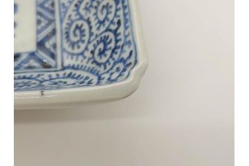 江戸期　大明成化年製　古伊万里　染付　蛸唐草　松竹梅文　約20cm　6.7寸　意匠を凝らしたデザインが素敵な長皿2枚セット(角皿、和皿、和食器、六寸七分)(R-073346)