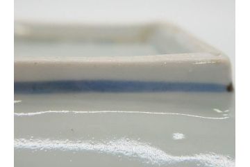 江戸期　大明成化年製　古伊万里　染付　蛸唐草　松竹梅文　約20cm　6.7寸　意匠を凝らしたデザインが素敵な長皿2枚セット(角皿、和皿、和食器、六寸七分)(R-073347)