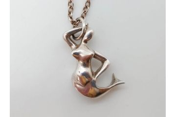 ヴィンテージアクセサリー　デンマーク　GEORG JENSEN(ジョージ・ジェンセン)　人魚　シルバー925S　美しいフォルムが上品な雰囲気溢れるネックレス(ペンダント、マーメイド、silver、銀製、ビンテージ)(R-073361)