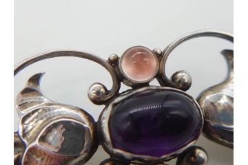 ヴィンテージアクセサリー　デンマーク　GEORG JENSEN(ジョージ・ジェンセン)　236A　シルバー925S　エレガントな装飾デザインが素敵なブローチ(silver、ビンテージ)(R-073362)