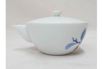 人間国宝　十二代　酒井田柿右衛門　染錦柿画　上質な和の空間を演出する茶器セット(急須、湯冷まし、湯呑み6客、湯のみ、茶道具、和食器、共箱付き)(R-073366)