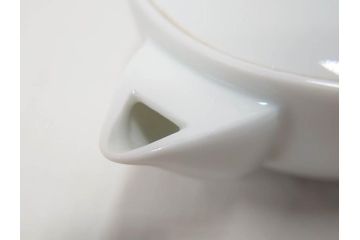 人間国宝　十二代　酒井田柿右衛門　染錦柿画　上質な和の空間を演出する茶器セット(急須、湯冷まし、湯呑み6客、湯のみ、茶道具、和食器、共箱付き)(R-073366)