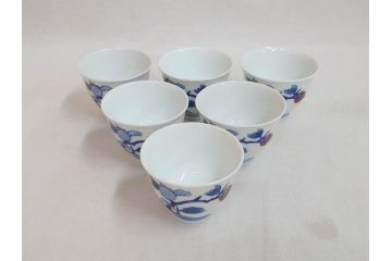 人間国宝　十二代　酒井田柿右衛門　染錦柿画　上質な和の空間を演出する茶器セット(急須、湯冷まし、湯呑み6客、湯のみ、茶道具、和食器、共箱付き)(R-073366)