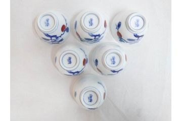 人間国宝　十二代　酒井田柿右衛門　染錦柿画　上質な和の空間を演出する茶器セット(急須、湯冷まし、湯呑み6客、湯のみ、茶道具、和食器、共箱付き)(R-073366)