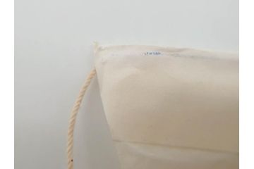 超稀少　コビト　おそ松くん　チョコレート　昭和レトロな雰囲気漂う三角のれん(ペナント、東京渡辺製菓、K.K、暖簾、広告、POP、袋付き)(R-073368)