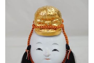 時代物　昭和十三年(1938年)　京都　丸屋　大木平蔵　鯛持ち　ガラスケース付き　和の風情を感じられる上質な京人形(木彫り、御所人形、子供、子ども、昭和13年、共箱付き)(R-073369)