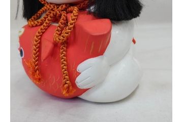 時代物　昭和十三年(1938年)　京都　丸屋　大木平蔵　鯛持ち　ガラスケース付き　和の風情を感じられる上質な京人形(木彫り、御所人形、子供、子ども、昭和13年、共箱付き)(R-073369)