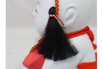 時代物　昭和十三年(1938年)　京都　丸屋　大木平蔵　鯛持ち　ガラスケース付き　和の風情を感じられる上質な京人形(木彫り、御所人形、子供、子ども、昭和13年、共箱付き)(R-073369)