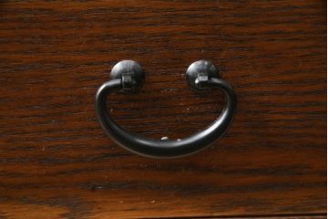 中古　美品　高級品!!　ナラ材　上質な和の空間を演出するアンティーク調二段重ね水屋箪笥(食器棚、キャビネット、茶箪笥、収納棚、戸棚)(R-073376)
