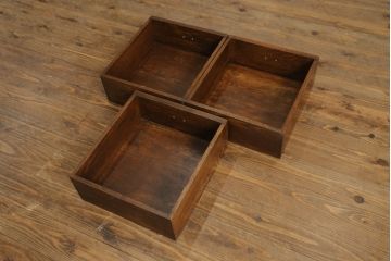 中古　美品　高級品!!　ナラ材　上質な和の空間を演出するアンティーク調水屋箪笥サイドボード(食器棚、収納棚、戸棚、茶箪笥、サイドキャビネット)(R-073377)