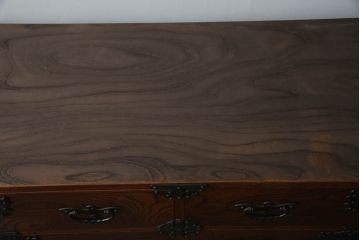 中古　岩谷堂箪笥　天板リメイク　黒々とした金具が堂々とした存在感を放つサイドチェスト(サイドボード、和タンス、収納箪笥、引き出し、整理箪笥)(R-073403)