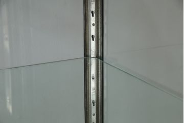 ヨーロッパアンティーク　凛とした雰囲気漂う猫脚のメディカルキャビネット(ガラスケース、ショーケース、飾り棚、店舗什器、デンタルキャビネット)(R-073406)