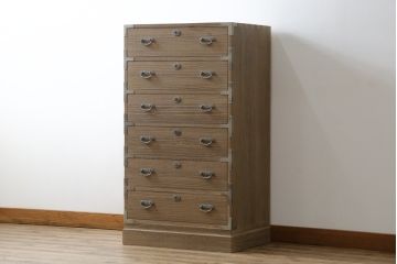 中古　国産　職人手造り　上品な佇まいが魅力の金具付き幅狭総桐箪笥(並厚、総桐たんす、和タンス、引き出し、衣装箪笥、収納箪笥)(R-073408)