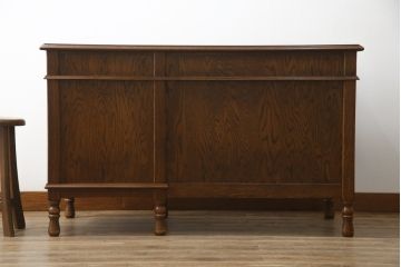 中古　三越家具　カントリーハウス　希少な絶版品!!　ブルージュ　挽き物加工や引手のデザインがおしゃれ!クラシカルな雰囲気を高めるデスク(片袖机、ワークデスク、在宅用、在宅ワーク)(R-073412)