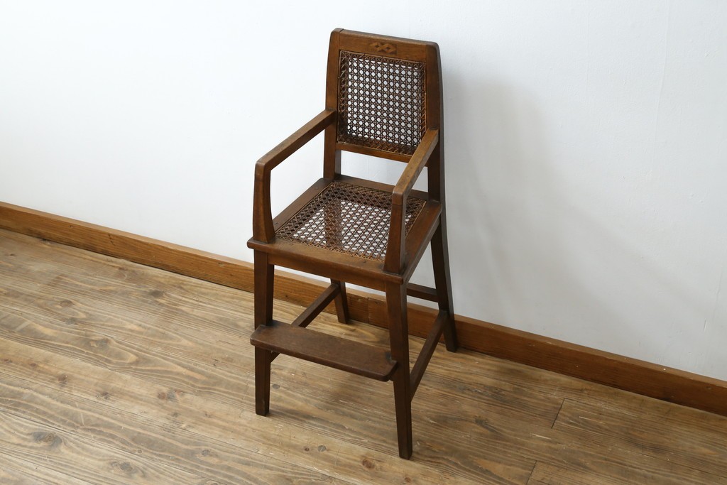 和製アンティーク　古いナラ材の象嵌入りラタン張りチャイルドチェア　(R-073413)