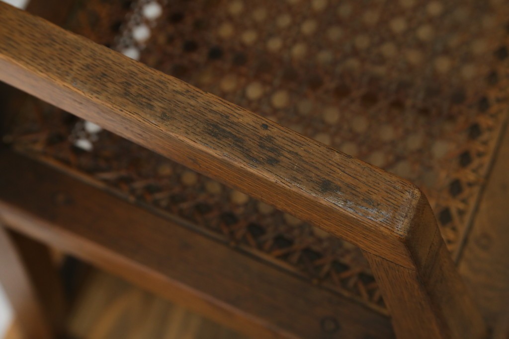 和製アンティーク　古いナラ材の象嵌入りラタン張りチャイルドチェア　(R-073413)