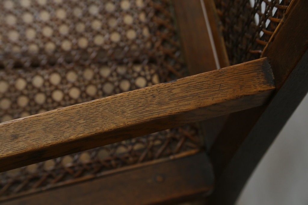 和製アンティーク　古いナラ材の象嵌入りラタン張りチャイルドチェア　(R-073413)