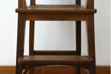 和製アンティーク　古いナラ材の象嵌入りラタン張りチャイルドチェア　(R-073413)