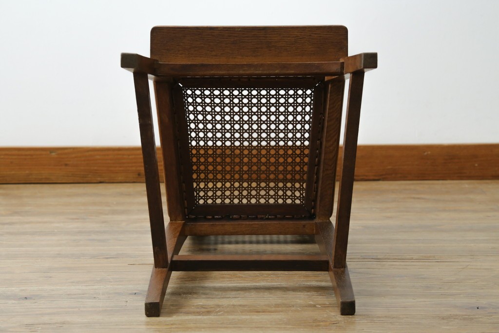 和製アンティーク　古いナラ材の象嵌入りラタン張りチャイルドチェア　(R-073413)