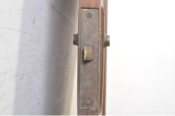 アンティーク建具　空間のアクセントになるレトロなドア1枚(木製扉)(R-073446)