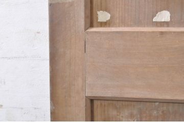 アンティーク建具　素朴な木味が懐かしさを感じるドア1枚(木製扉)(R-073447)
