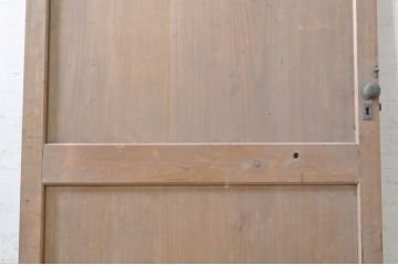 アンティーク建具　素朴な木味が懐かしさを感じるドア1枚(木製扉)(R-073447)