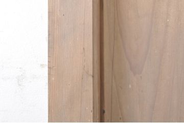 アンティーク建具　素朴な木味が懐かしさを感じるドア1枚(木製扉)(R-073447)
