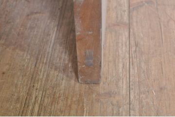 アンティーク建具　素朴な木味が懐かしさを感じるドア1枚(木製扉)(R-073447)