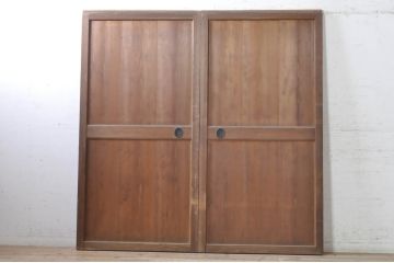アンティーク建具　和モダンな空間作りにおすすめな帯戸2枚セット(引き戸、板戸)(R-073452)