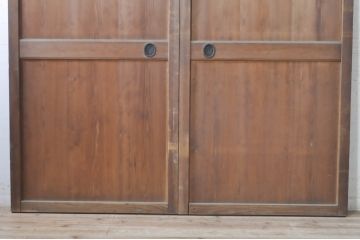 アンティーク建具　和モダンな空間作りにおすすめな帯戸2枚セット(引き戸、板戸)(R-073452)