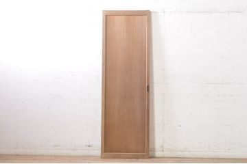 アンティーク建具　美しい杉材一枚板が和の空間づくりにおすすめ!! 横桟入りの幅狭板戸1枚(舞良戸、引き戸)(R-073454)