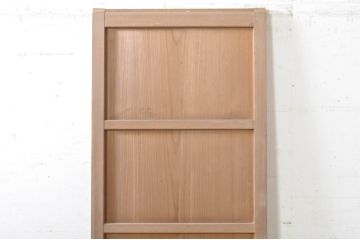 アンティーク建具　美しい杉材一枚板が和の空間づくりにおすすめ!! 横桟入りの幅狭板戸1枚(舞良戸、引き戸)(R-073454)