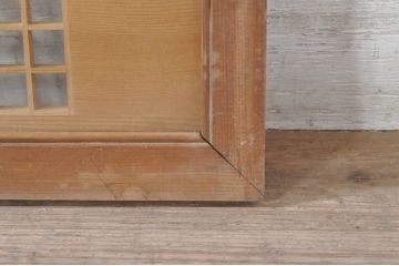 ビンテージ建具　松竹梅の彫刻が目を惹く上品な組子入り彫刻欄間2枚セット(明り取り、明かり取り、ヴィンテージ)(R-073467)
