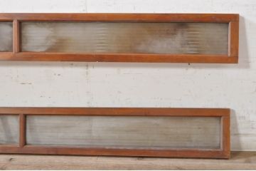 アンティーク建具　レトロ　古い木味が魅力の明かり取り2枚セット(明り取り、ガラス欄間、ガラス窓)(R-073468)
