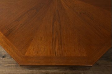 中古　美品　DREXEL HERITAGE(ドレクセルヘリテイジ) ESPERANTO(エスペラント)　おしゃれな八角形天板のダイニングテーブル(4人掛け、4P、オクタゴンテーブル、食卓)(R-073471)