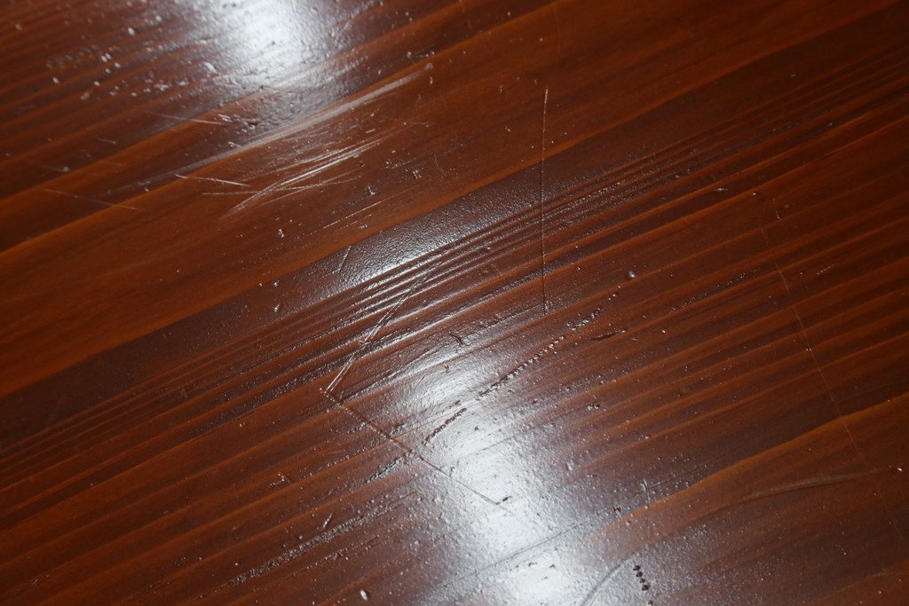 和製アンティーク　美品　前面欅(ケヤキ)材　桜丸金具　味わい深い木の風合いと立派な金具が魅力的な米沢箪笥　(R-073484)