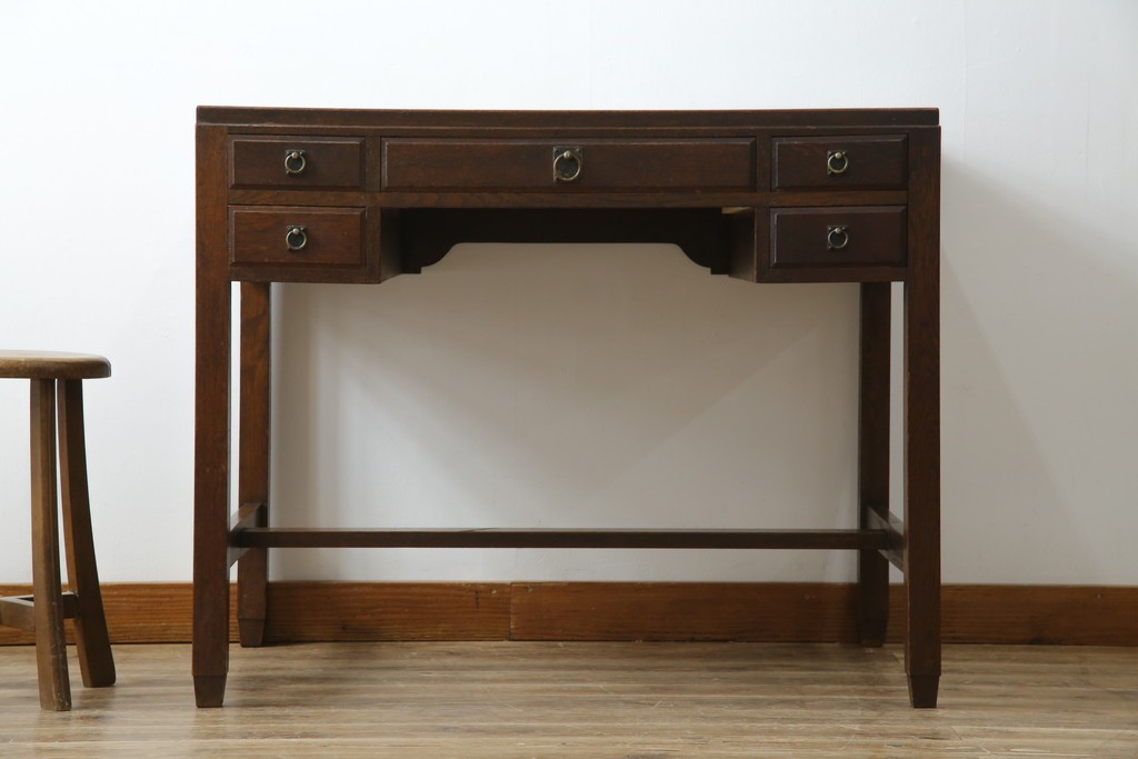 和製アンティーク　大正ロマン　趣のある佇まいが目を惹くシンプルな平机(ワークデスク、在宅用、在宅ワーク用)(R-073489)