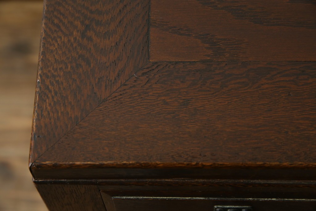 和製アンティーク　大正ロマン　趣のある佇まいが目を惹くシンプルな平机(ワークデスク、在宅用、在宅ワーク用)(R-073489)