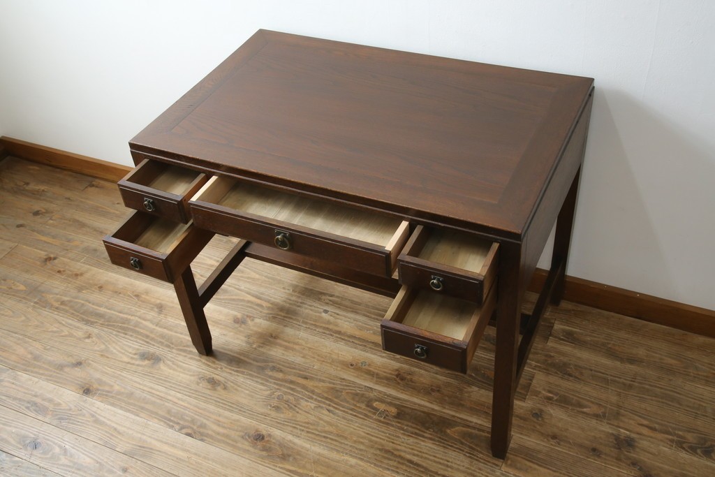 和製アンティーク　大正ロマン　趣のある佇まいが目を惹くシンプルな平机(ワークデスク、在宅用、在宅ワーク用)(R-073489)