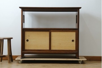 中古　松本民芸家具　#221型　上質な和の空間を演出するくず布茶タンス　定価約37万4千円　(R-073490)