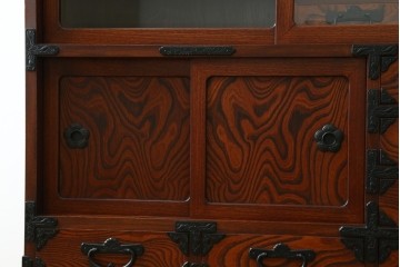 中古　岩谷堂箪笥　菊幸　力強い杢目が魅力的な茶棚　定価約65万円　(R-073491)