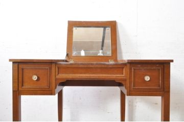中古　DREXEL HERITAGE(ドレクセルヘリテイジ)　Triune(トライユン)　高級感漂う佇まいが魅力のドレッサー(化粧台、鏡台、ミラー)(定価約42万円)(R-073495)