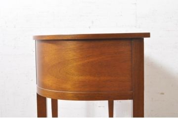 中古　DREXEL HERITAGE(ドレクセルヘリテイジ)　Triune(トライユン)　高級感漂う佇まいが魅力のドレッサー(化粧台、鏡台、ミラー)(定価約42万円)(R-073495)