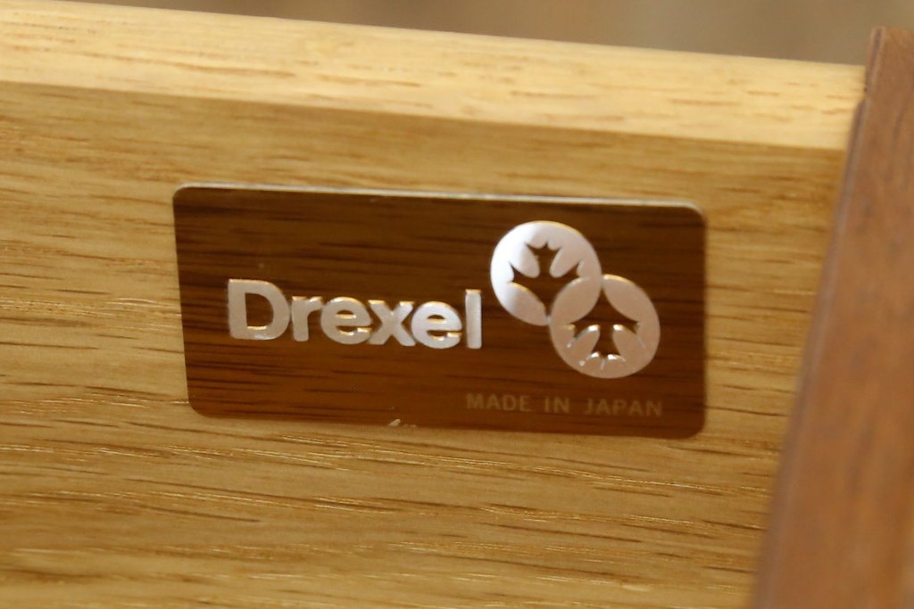 中古　DREXEL HERITAGE(ドレクセルヘリテイジ)　Triune(トライユン)　高級感漂う佇まいが魅力のドレッサー　定価約42万円　(R-073495)