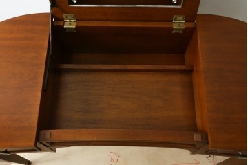 中古　DREXEL HERITAGE(ドレクセルヘリテイジ)　Triune(トライユン)　高級感漂う佇まいが魅力のドレッサー　定価約42万円　(R-073495)