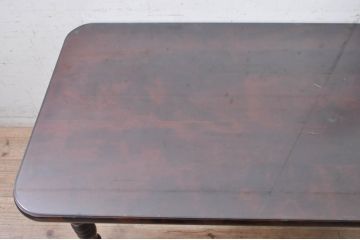 中古　国産民芸家具　深い木の色味が落ち着いた雰囲気を醸し出すセンターテーブル(リビングテーブル、コーヒーテーブル、ローテーブル)(R-073497)