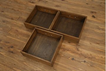 中古　美品!!　ナラ材　モダンな雰囲気が魅力的な水屋箪笥サイドボード(食器棚、収納棚、戸棚、サイドキャビネット)(R-073503)