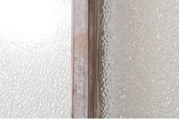 アンティーク建具　どこか懐かしい雰囲気を感じるガラス扉1枚(ドア、ガラス戸)(R-073504)