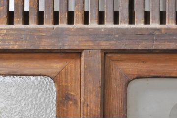 アンティーク建具　珍しい造りのガラス帯が目を惹く風情のある裏障子付き格子戸3枚セット(引き戸、障子戸、ガラス帯戸)(R-073505)